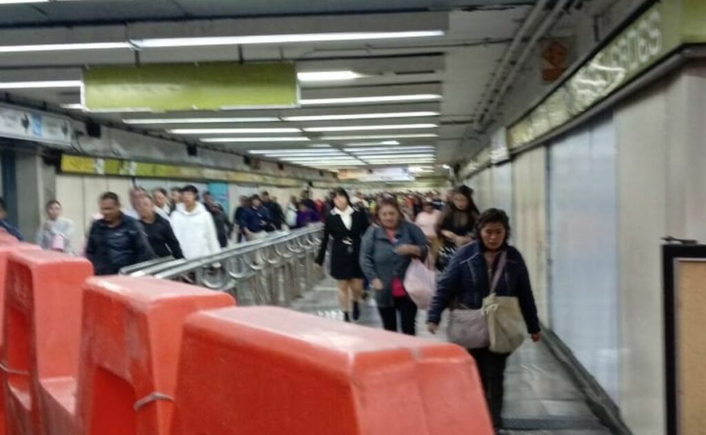Metro CDMX advierte afluencia moderada en seis líneas