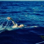 David Olvera impone récord en México al nadar 85 km en mar abierto