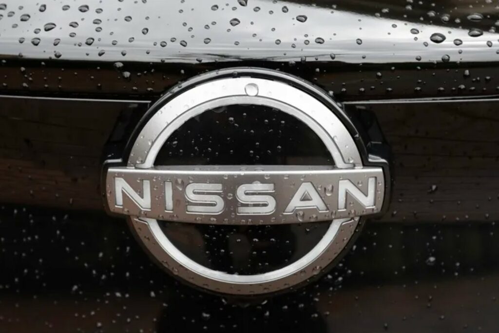 Llaman a revisión más de 420 vehículos Nissan: ¿Por qué motivo?