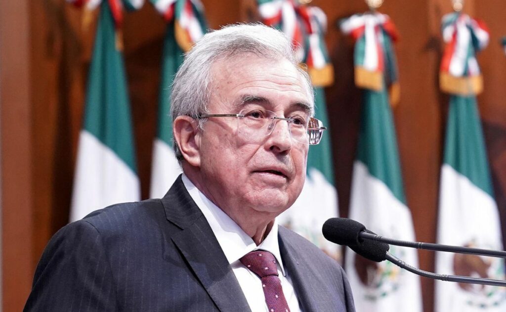 SRE confirma solicitud para extradición de Rubén Rocha a EE.UU.; la turnó a la FGR