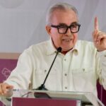 Rocha Moya descarta pedir licencia: “No hay nada que temer”