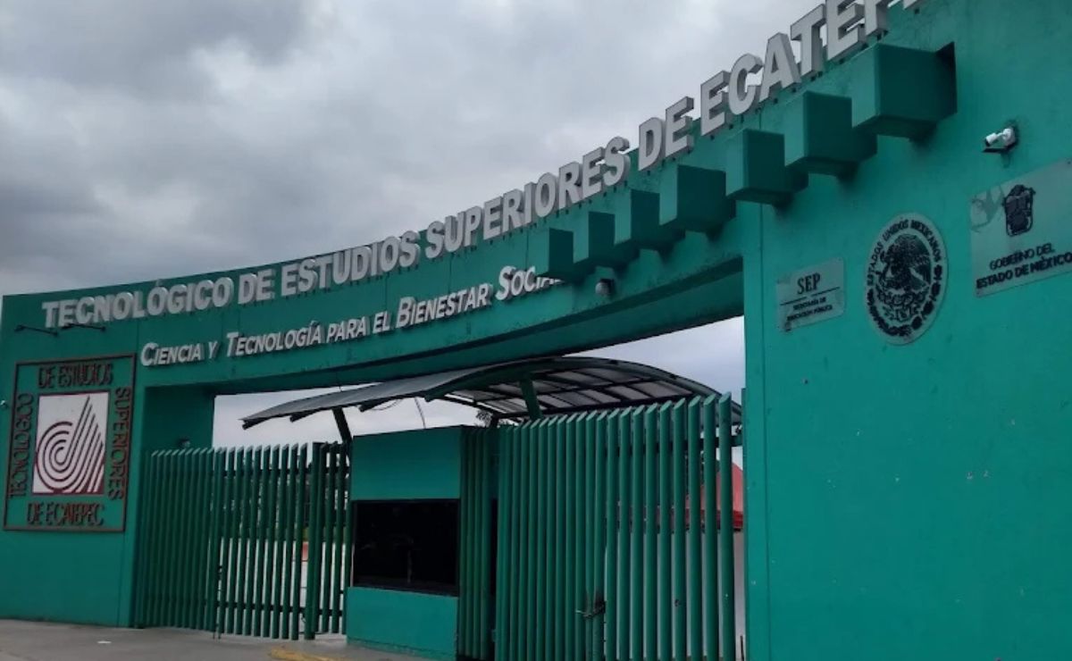 Abandonan a recién nacido en bote de basura del Tecnológico de Ecatepec Abandonan a recién nacido en bote de basura del Tecnológico de Ecatepec