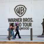 Creadores de Hollywood alertan de que la fusión de Warner y Paramount dañará la industria
