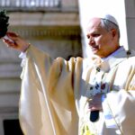 El papa urge a la paz a los gobernantes: “¡Deténganse! ¡Siéntense en mesas de mediación!
