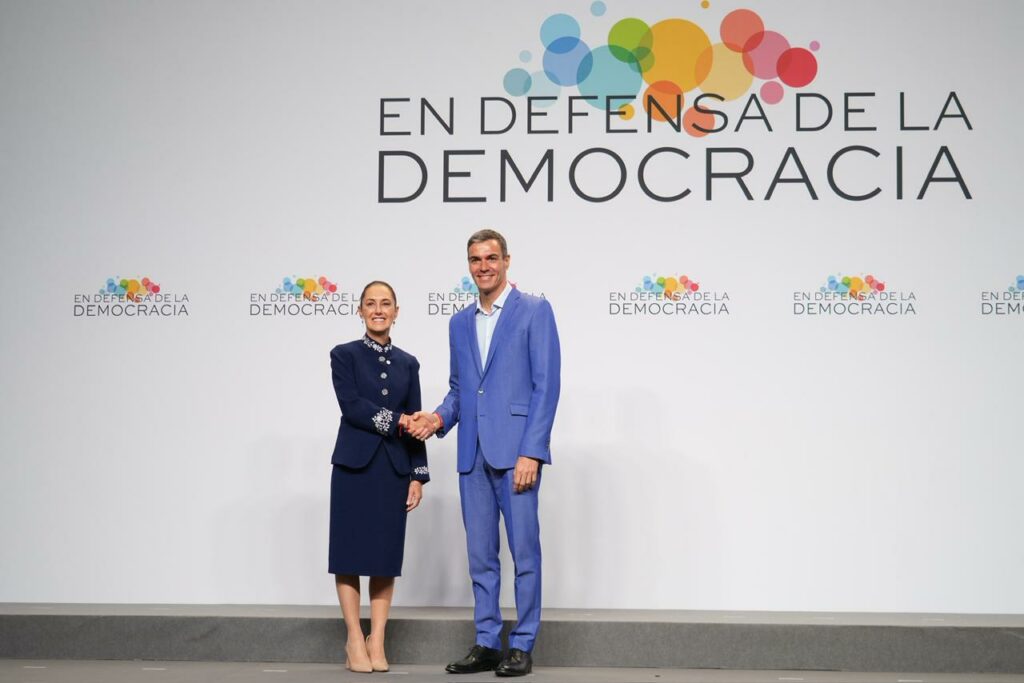 Sheinbaum propone a México como sede de la Cumbre en Defensa de la Democracia en 2027 - whatsapp-image-2026-04-18-at-30935-am-1024x683