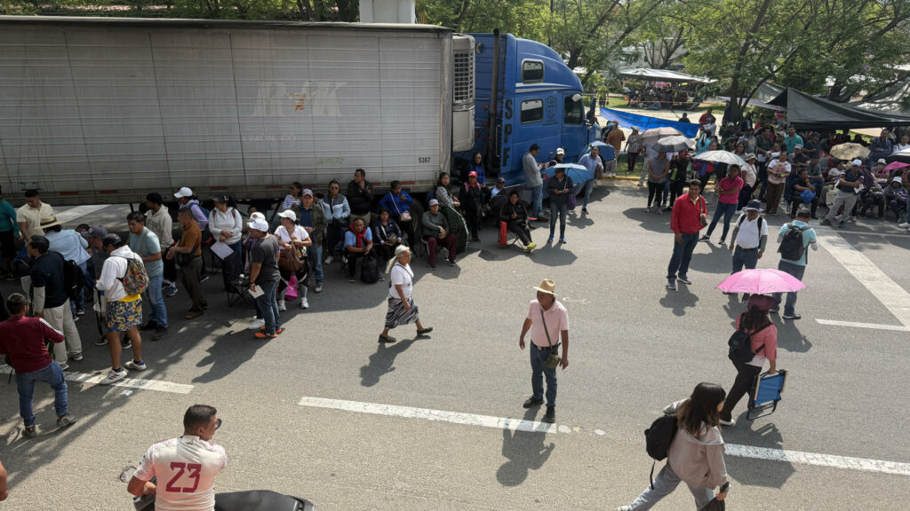 Fiscalía de Oaxaca investiga ataques con arma de fuego contra maestros de la CNTE - 0f5ef337da29cb4ca219dd2e0bb044c1ba6b49f4w-1024x576