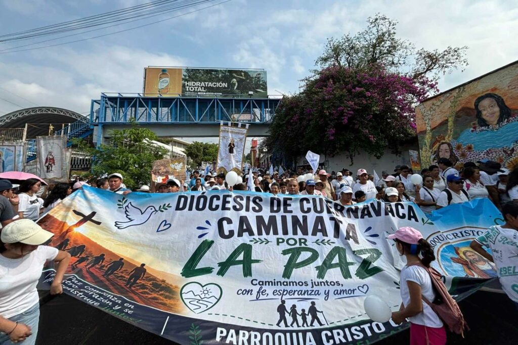 Crimen organizado en Morelos cobra “derecho de piso” a familias por vivir en sus casas: Obispo de Cuernavaca