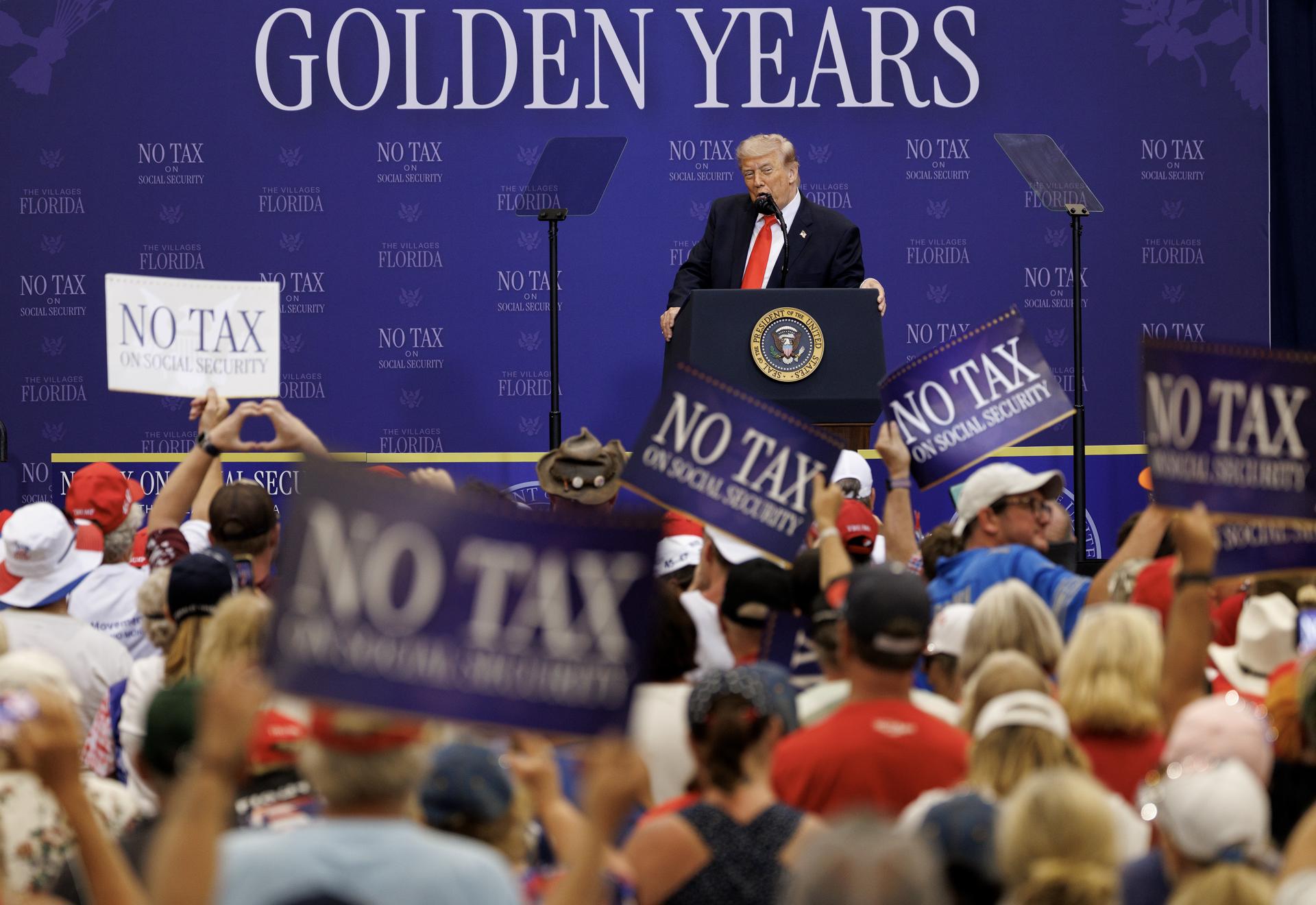 Trump reaparece en un mitin en Florida tras intento de asesinato: “No debería estar aquí”