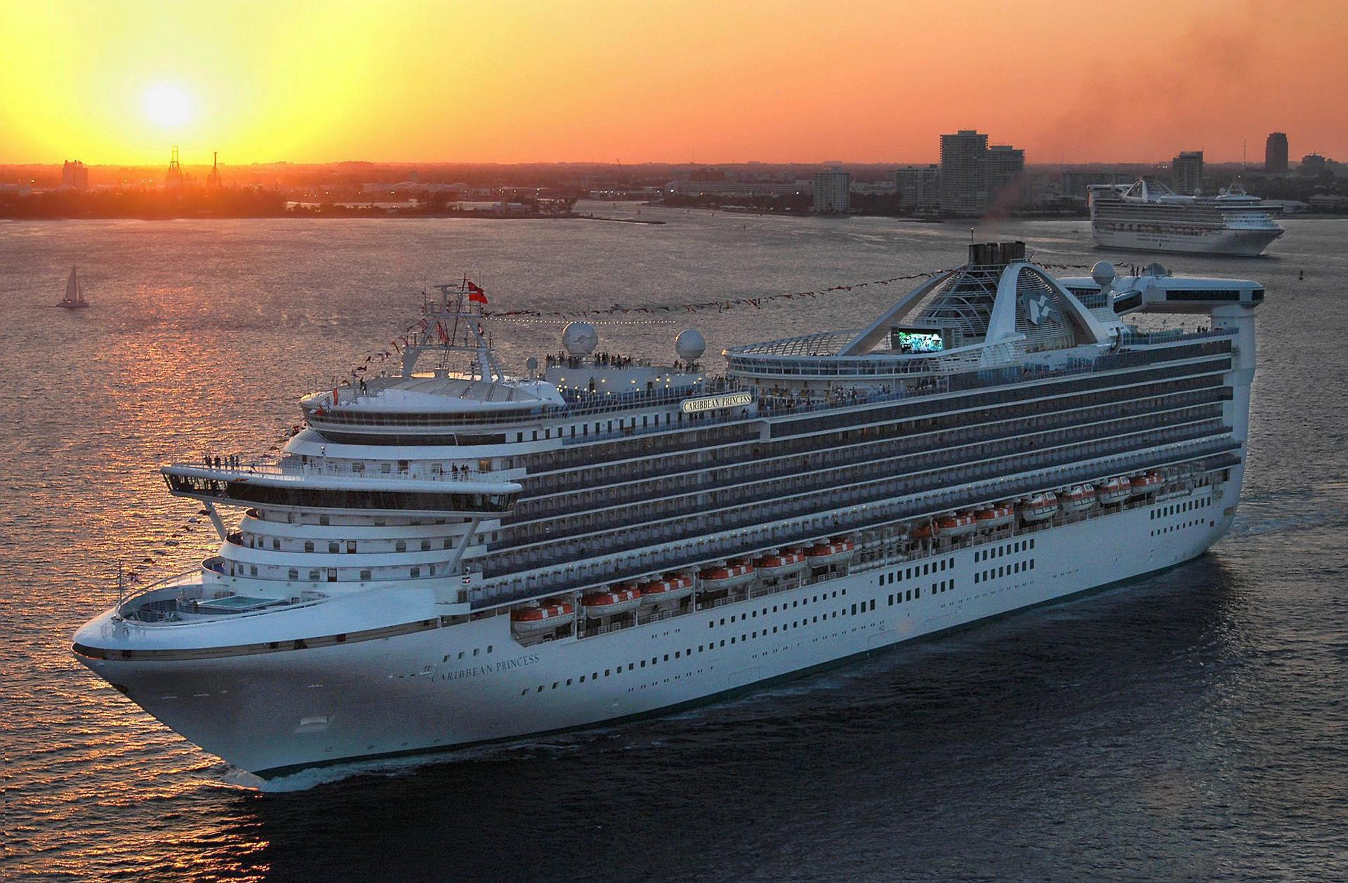 Más de 100 personas enfermas con norovirus en un crucero que zarpó de Florida