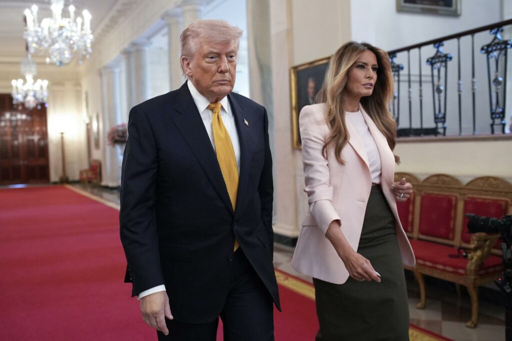Trump habría suspendido escolta de buques en Ormuz por presión de Arabia Saudí, según NBC