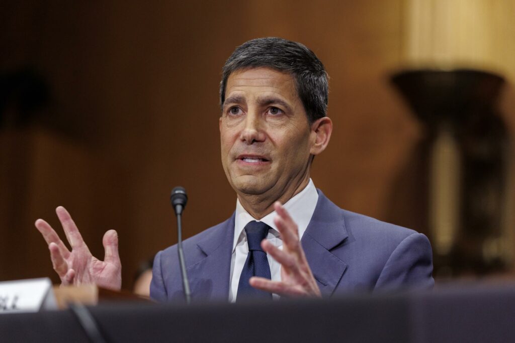 Senado de EE.UU. aprueba la votación final de Kevin Warsh como nuevo presidente de la Fed