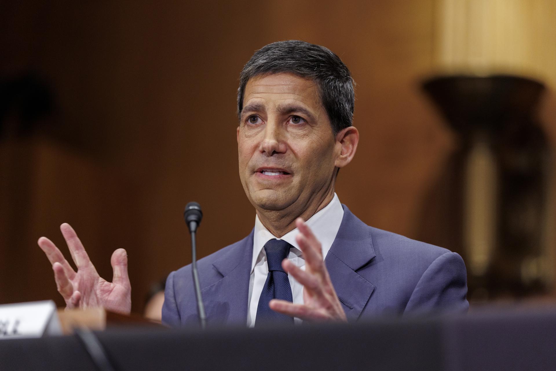 Senado de EE.UU. aprueba la votación final de Kevin Warsh como nuevo presidente de la Fed