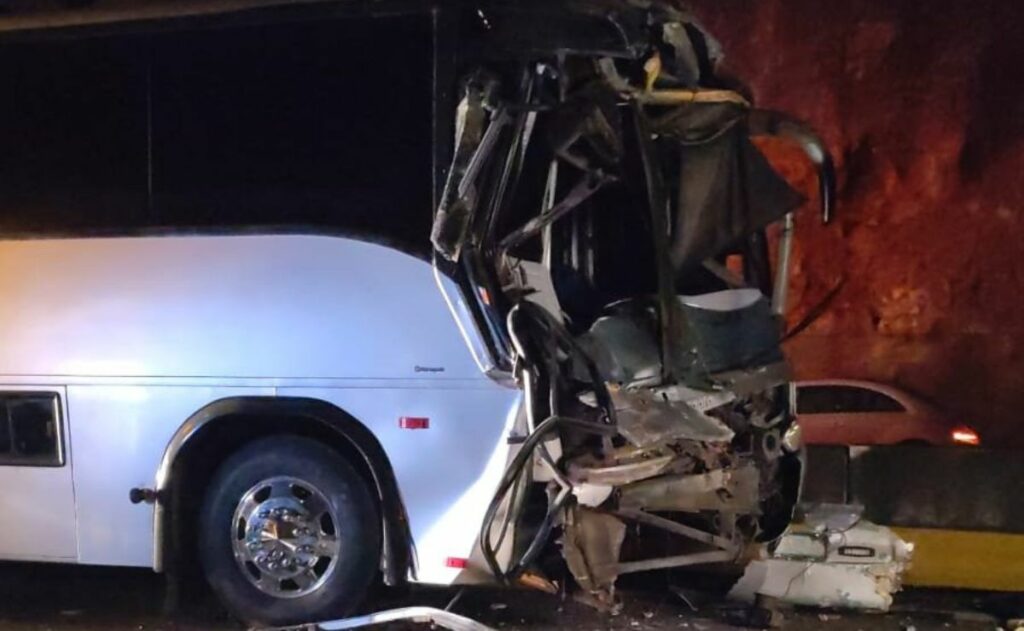Accidente sobre la autopista Guadalajara-Tepic deja dos muertos