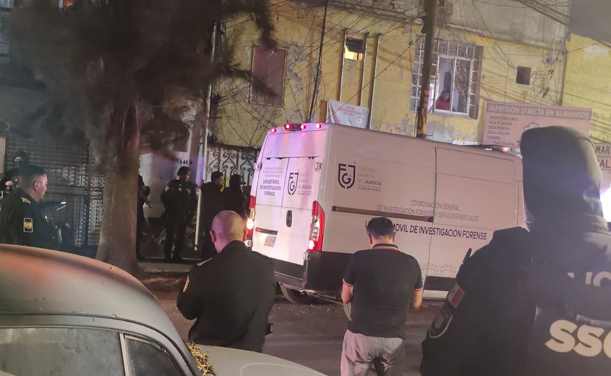 Asesinan a joven en la Miguel Hidalgo; tocaron su puerta y le dispararon