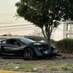 Chocan y abandonan McLaren en Juriquilla, Querétaro