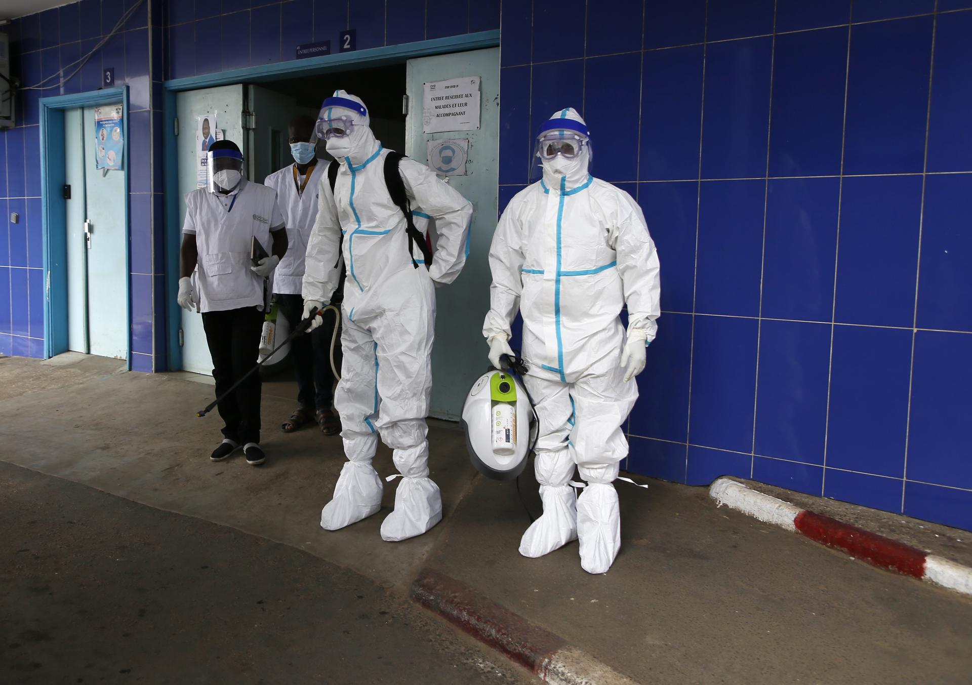OMS declara emergencia internacional por ébola en República Democrática del Congo y Uganda