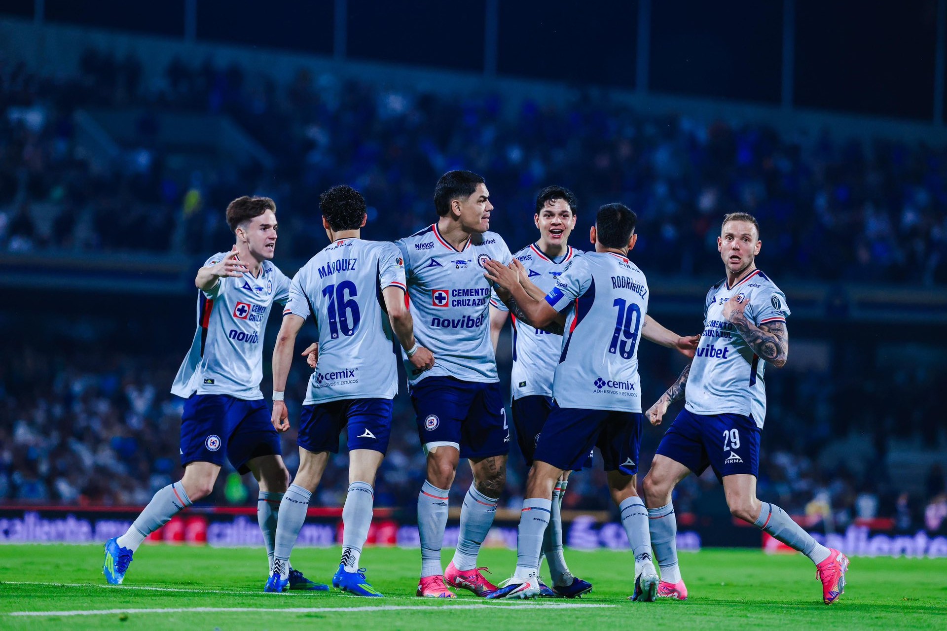 ¡Cruz Azul, campeón del Clausura 2026!