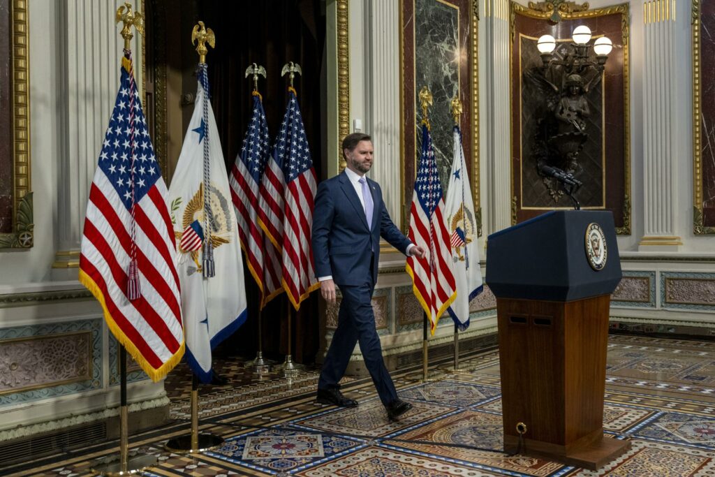 JD Vance llama "amigo" a Rubio pero descarta comentar una posible candidatura presidencial - dc4c9f54d04a8efaa25208b9f5df727e667061a8w-1024x683