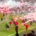 Caos en el Derbi de Praga: Aficionados invaden la cancha y provocan la suspensión del juego