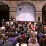 SEP anuncia incremento salarial del 9 por ciento para los maestros del país