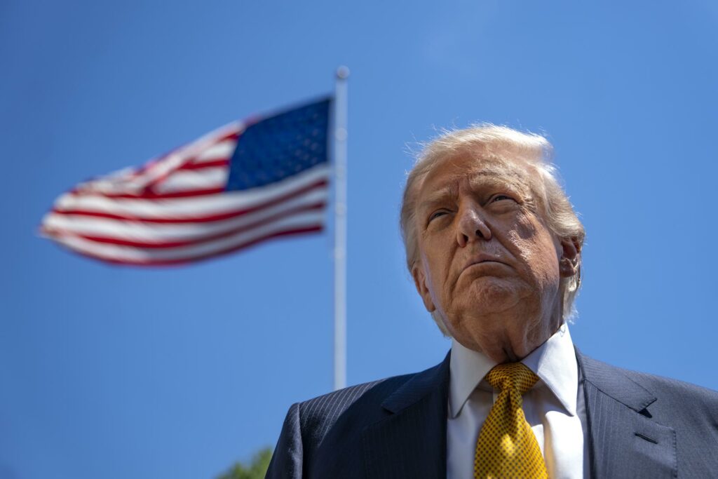 Trump afirma que las negociaciones con Irán “avanzan favorablemente”