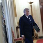 Trump: EE.UU. e Irán negocian últimos detalles de pacto para reabrir estrecho de Ormuz,