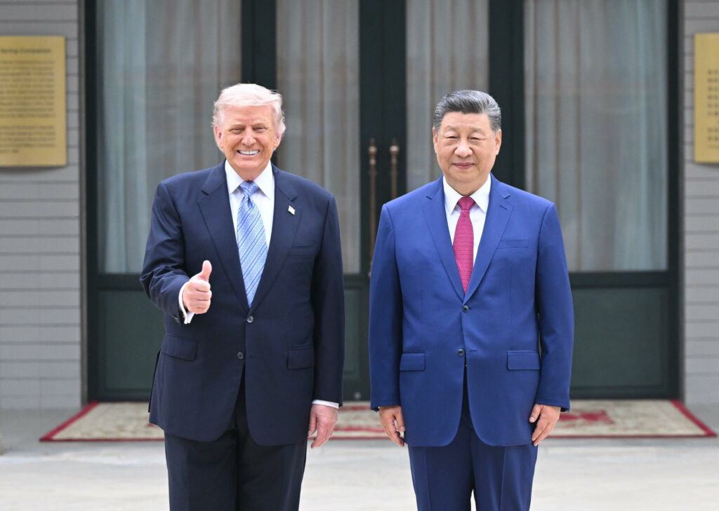 Niega Trump haber discutido aranceles con Xi Jinping en su viaje a China