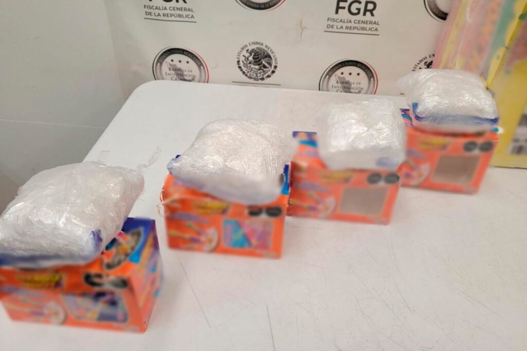 Aseguran dos kilos de metanfetamina ocultos en paquetes de dulces en Morelia, Michoacán