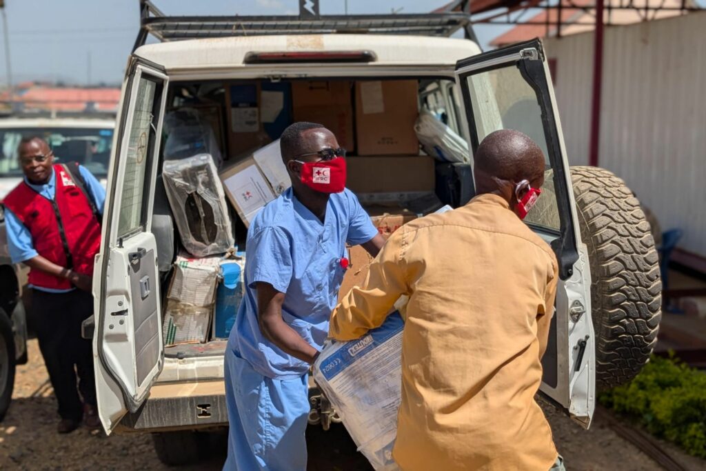 OMS mantiene no restringir viajes a RD del Congo ni Uganda por ébola, tras medida adoptada por EE.UU.