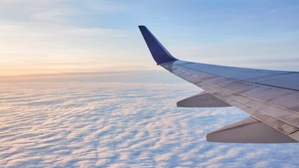 EE.UU. acuerda con México medidas para fortalecer el transporte aéreo entre ambos países - eeuu-acuerda-con-mexico-medidas-para-fortalecer-el-transporte-aereo-entre-ambos-paises-2-1024x576