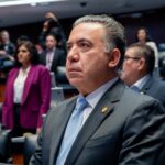 Enrique Inzunza solicita licencia como senador; denuncia “embestida mediática” en su contra