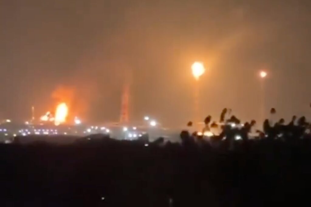 Murió trabajador tras incendio en la refinería de Salina Cruz, Oaxaca