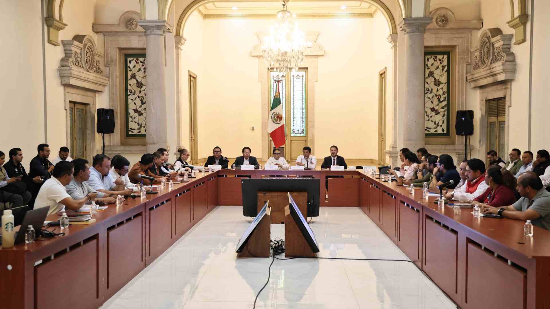Gobierno federal retoma diálogo con integrantes de la CNTE