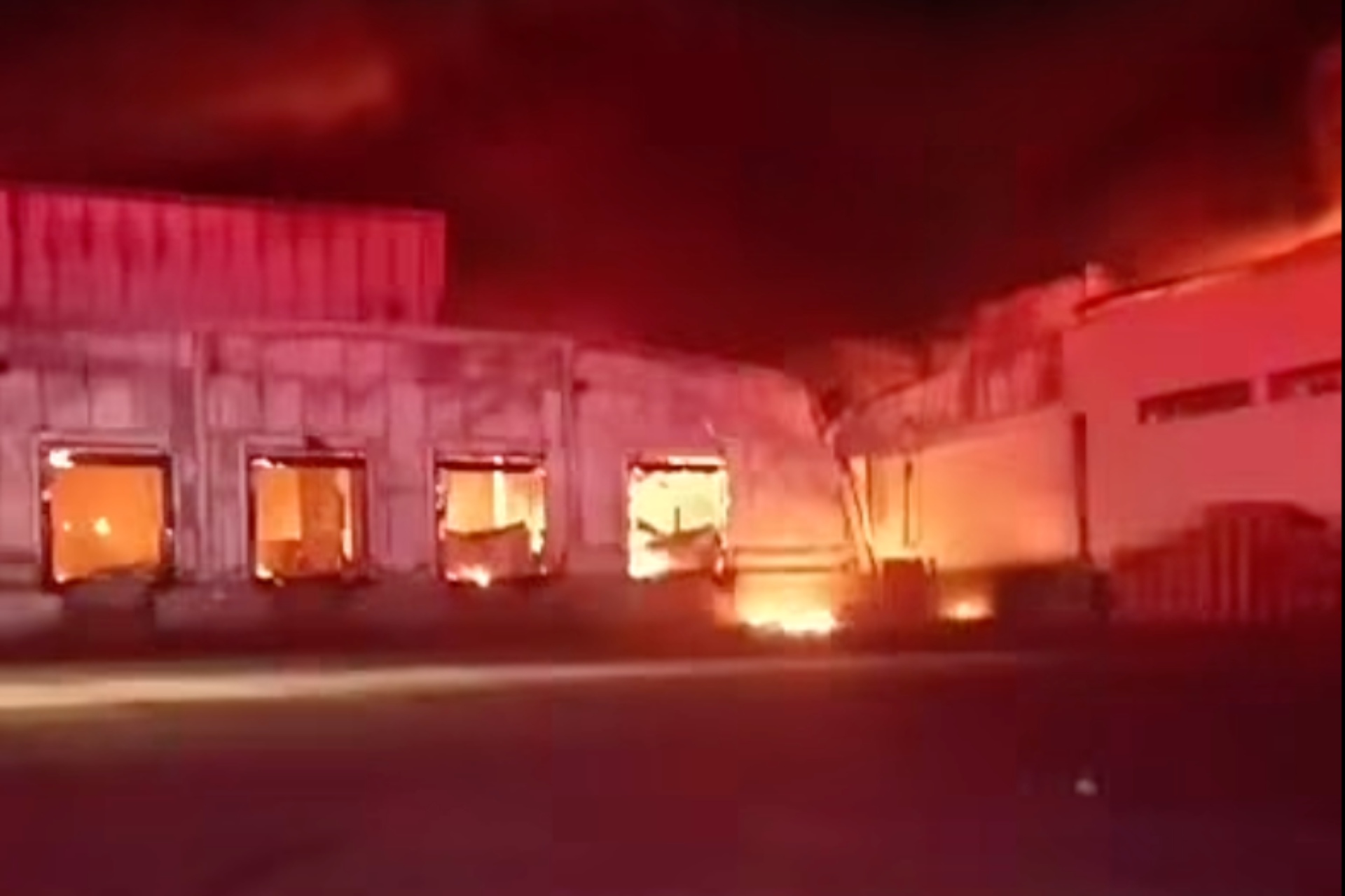Video: Incendio en planta de Bachoco en Lagos de Moreno, Jalisco