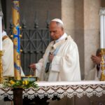 León XIV celebra su primer año de pontificado suplicando por la paz en el santuario de Pompeya