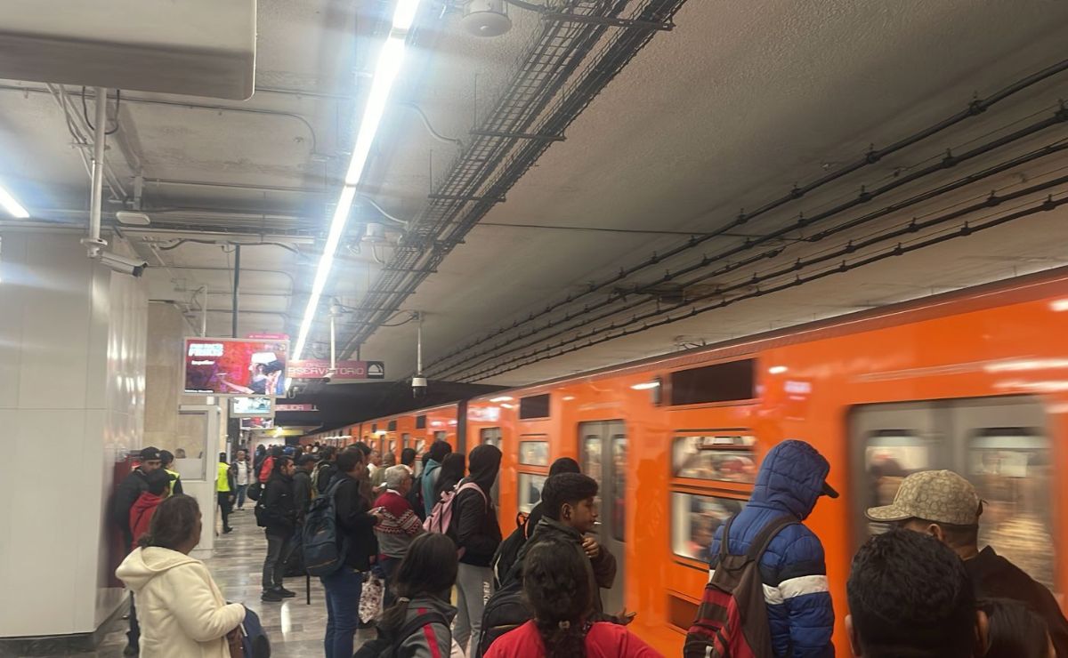 Metro CDMX advierte afluencia en 10 líneas; pide anticipar la salida