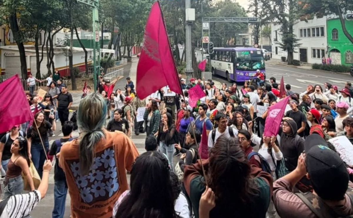 Alumnos del IPN volverán a marchar en CDMX; se esperan 14 concentraciones Alumnos del IPN volverán a marchar en CDMX; se esperan 14 concentraciones