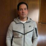 Marco Rubio aparece con la ropa deportiva que llevaba Nicolás Maduro durante su captura