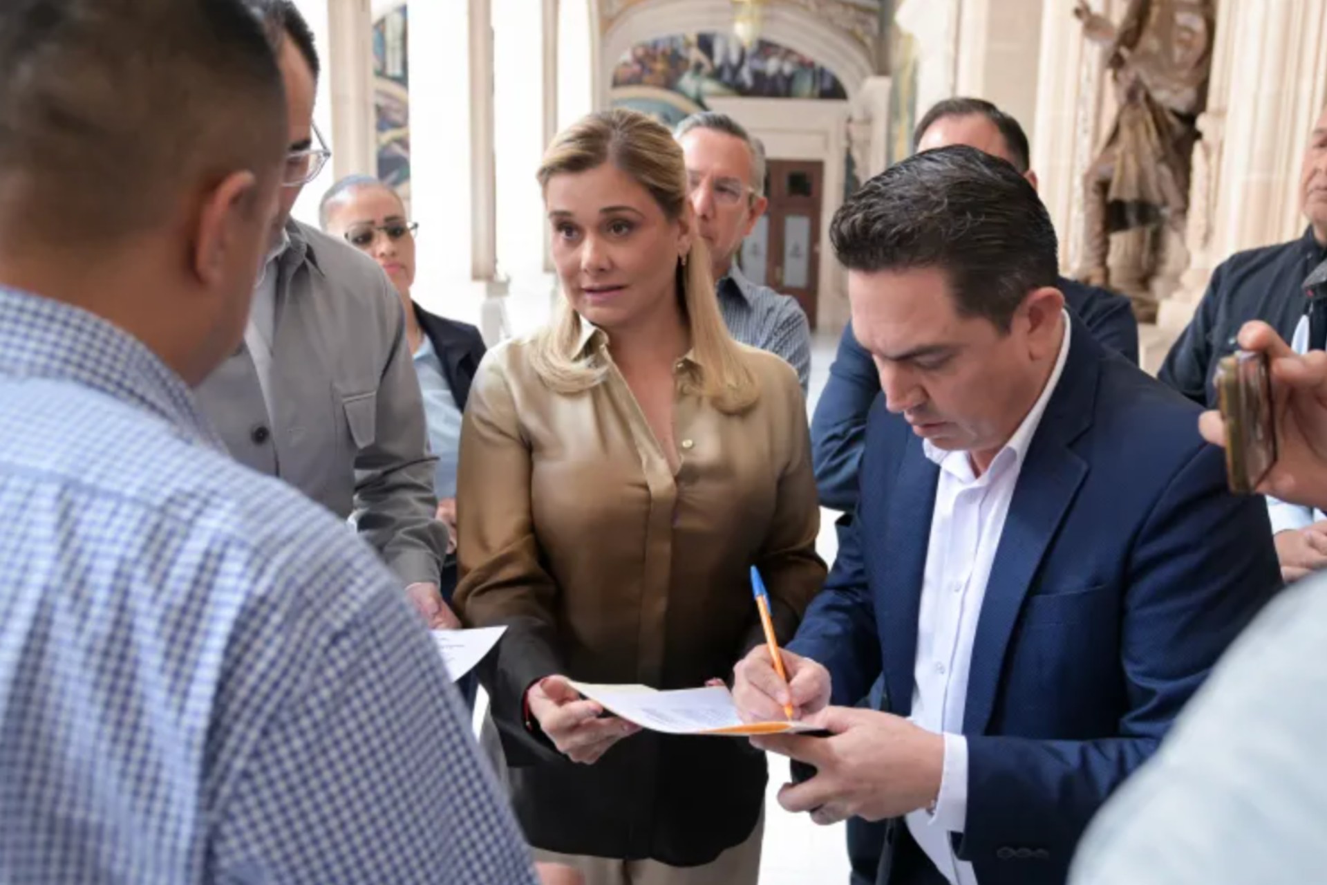 FGR cita a comparecer a Maru Campos por el caso de los agentes de la CIA en Chihuahua