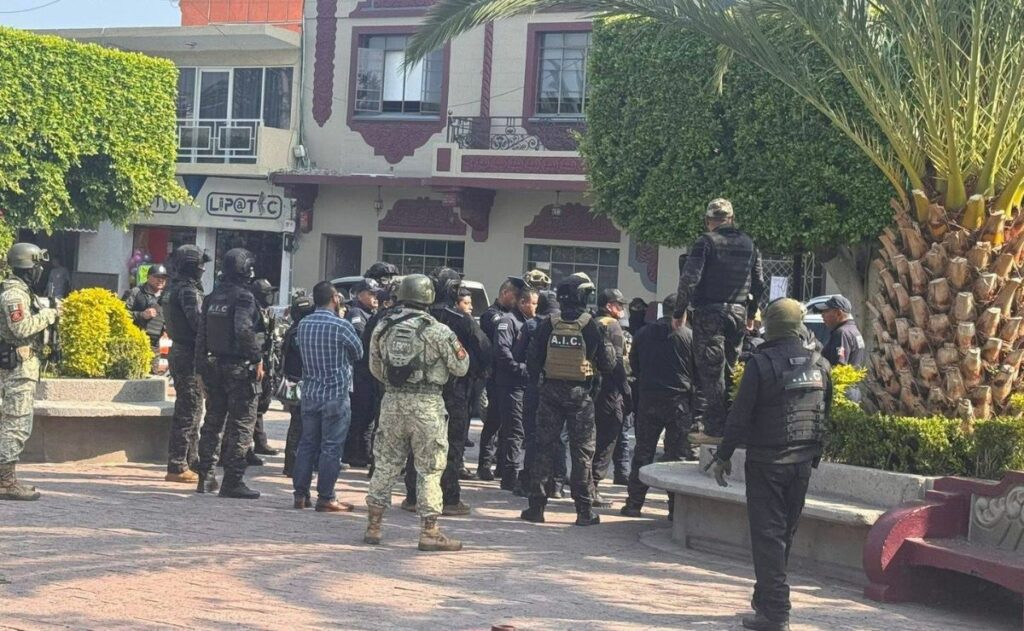 Detienen a policías y mandos en Hidalgo por homicidio y narcomenudeo