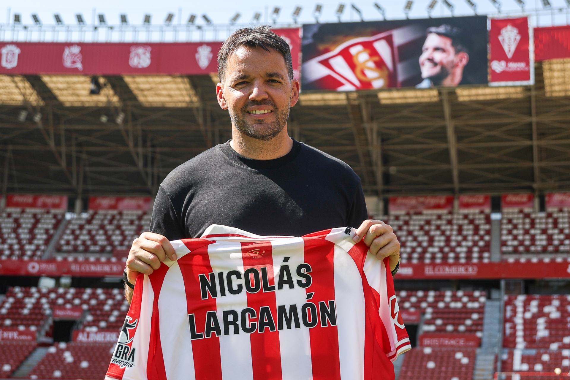 Nicolás Larcamón, nuevo entrenador del Sporting de Gijón