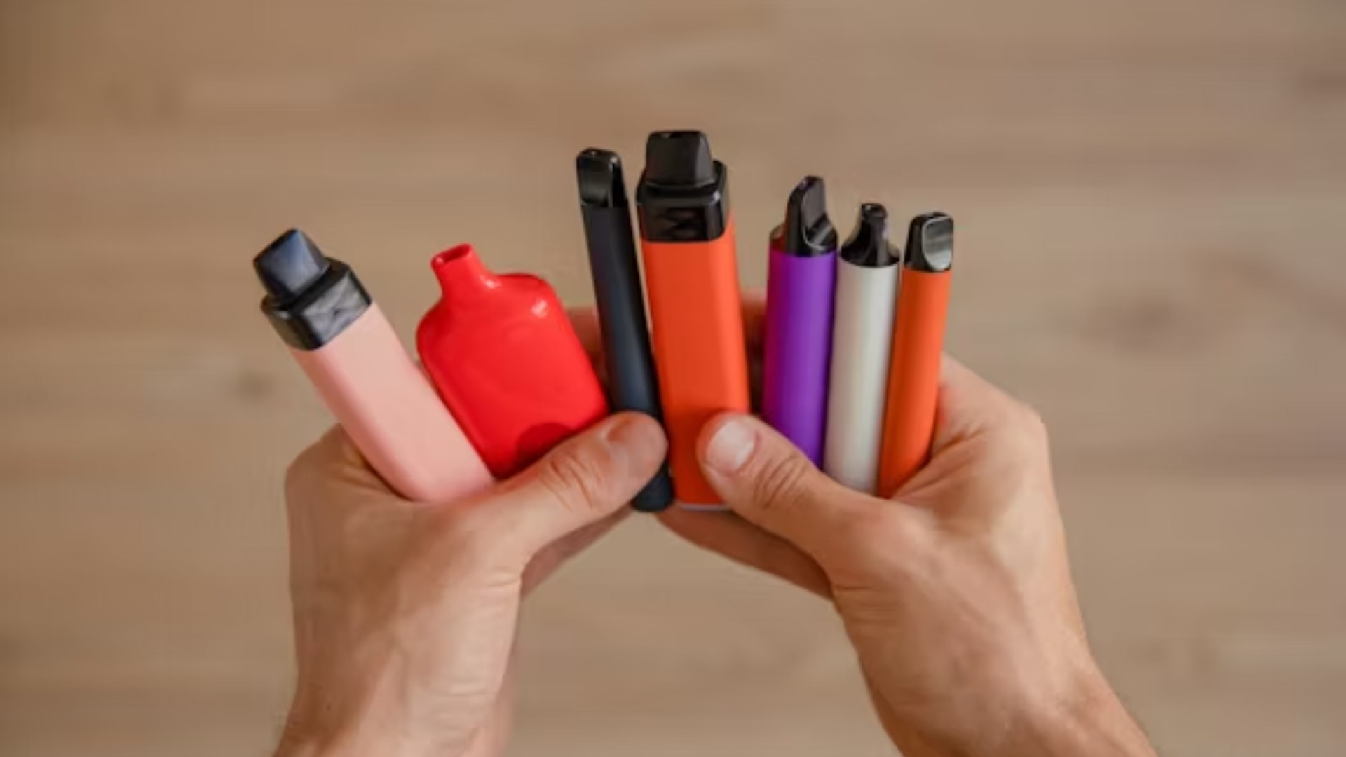 ONG afirma que la prohibición del vapeo fortaleció el mercado negro en México ONG afirma que la prohibición del vapeo fortaleció el mercado negro en México