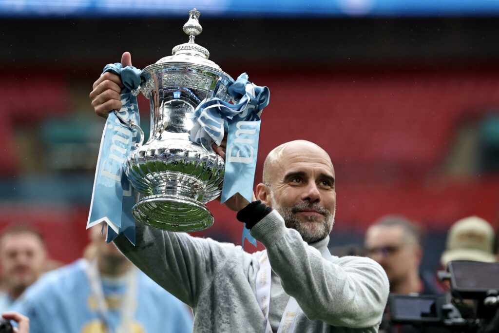 Guardiola prepara su adiós del Manchester City, afirman medios británicos