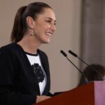 Sheinbaum felicita a las mamás y pide reconocer su trabajo de cuidados