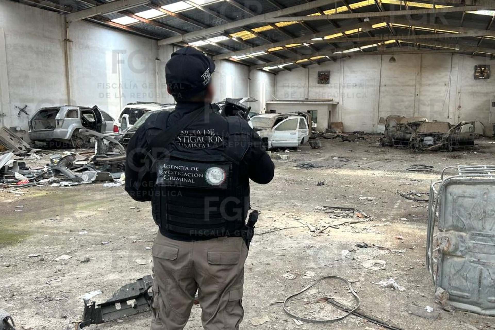 FGR asegura 15 vehículos blindados tras cateo en Reynosa, Tamaulipas