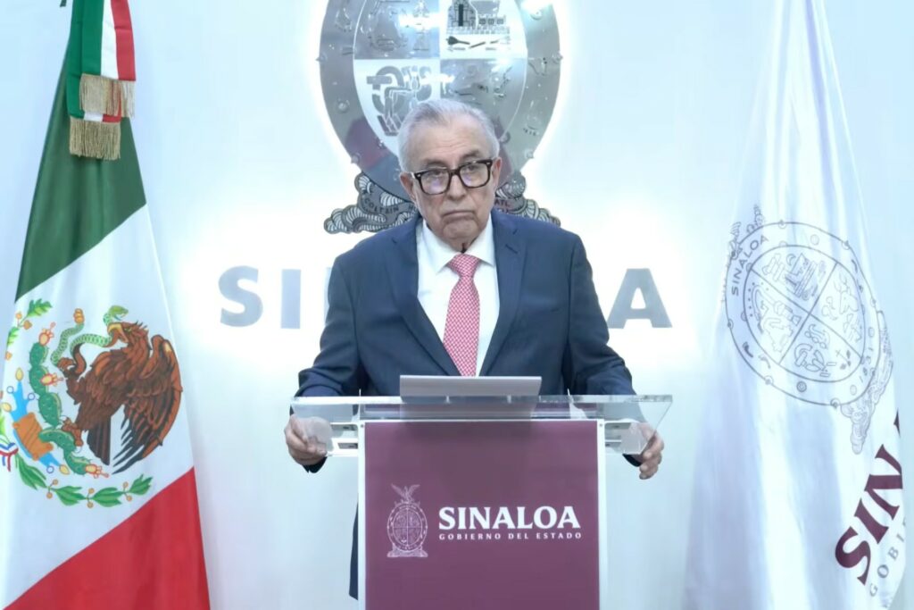¿Rocha Moya sigue con fuero tras pedir licencia como gobernador de Sinaloa? Exministro Arturo Zaldívar lo explica