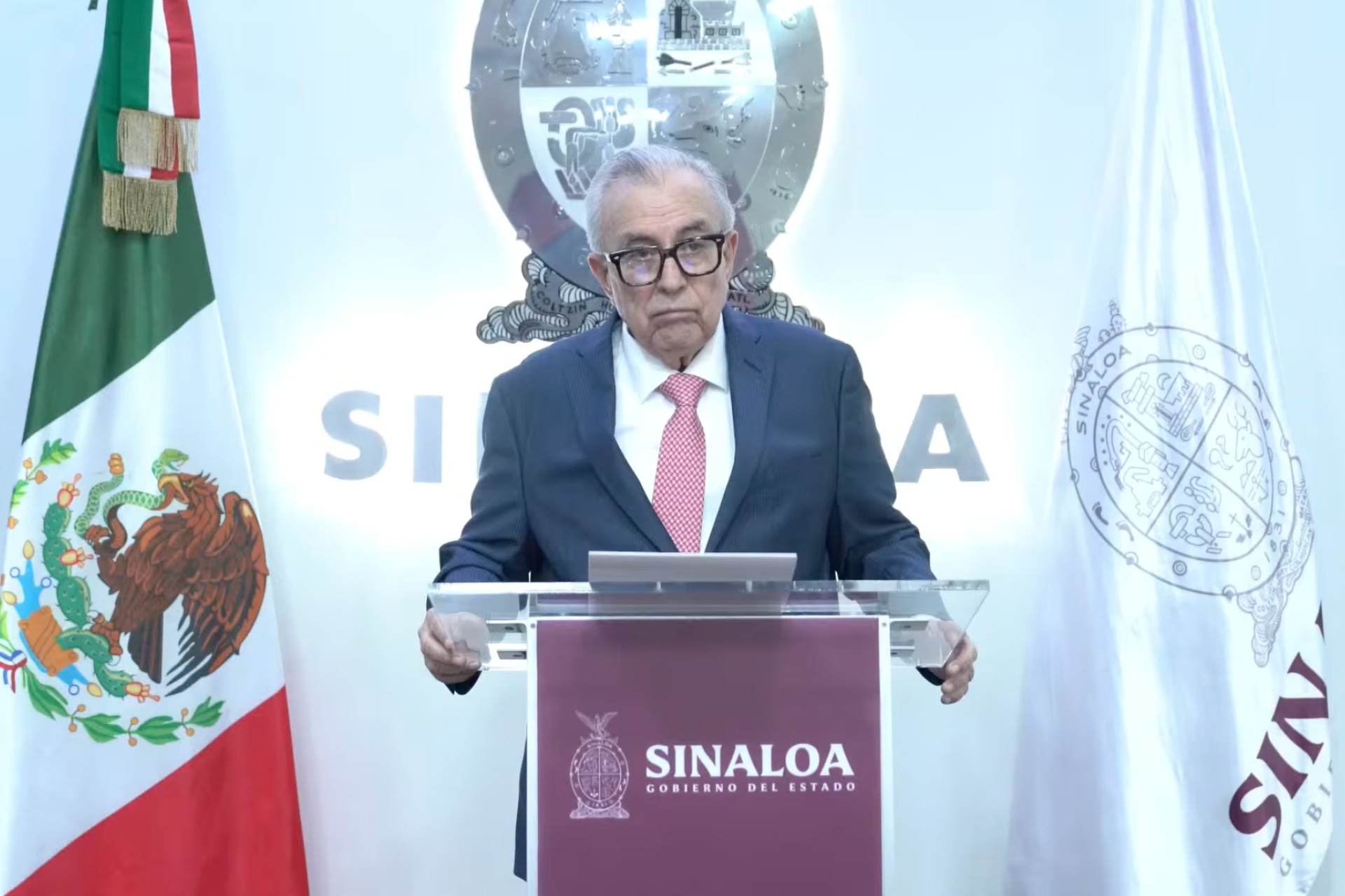 ¿Rocha Moya sigue con fuero tras pedir licencia como gobernador de Sinaloa? Exministro Arturo Zaldívar lo explica