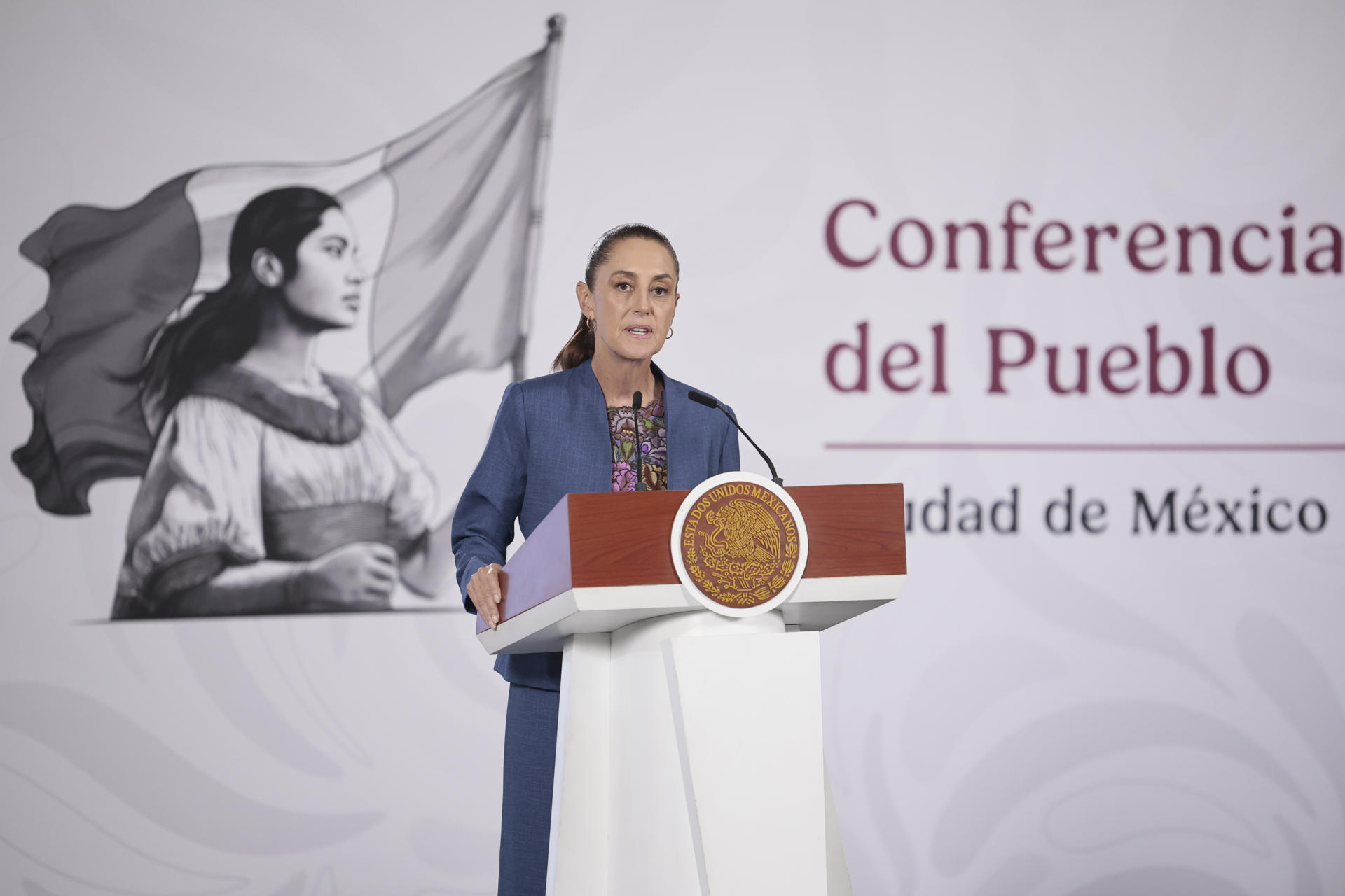 Sheinbaum confirma la salida del país de dos agentes de la CIA tras operativo en Chihuahua