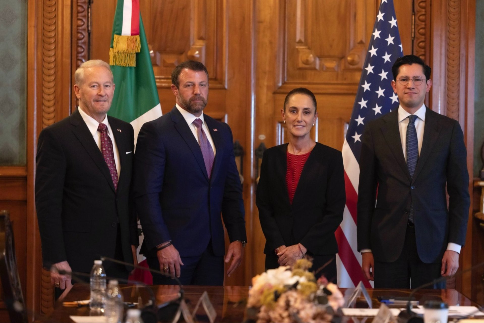 Sheinbaum y el secretario de Seguridad de Estados Unidos acuerdan colaboración bilateral Sheinbaum y el secretario de Seguridad de Estados Unidos acuerdan colaboración bilateral