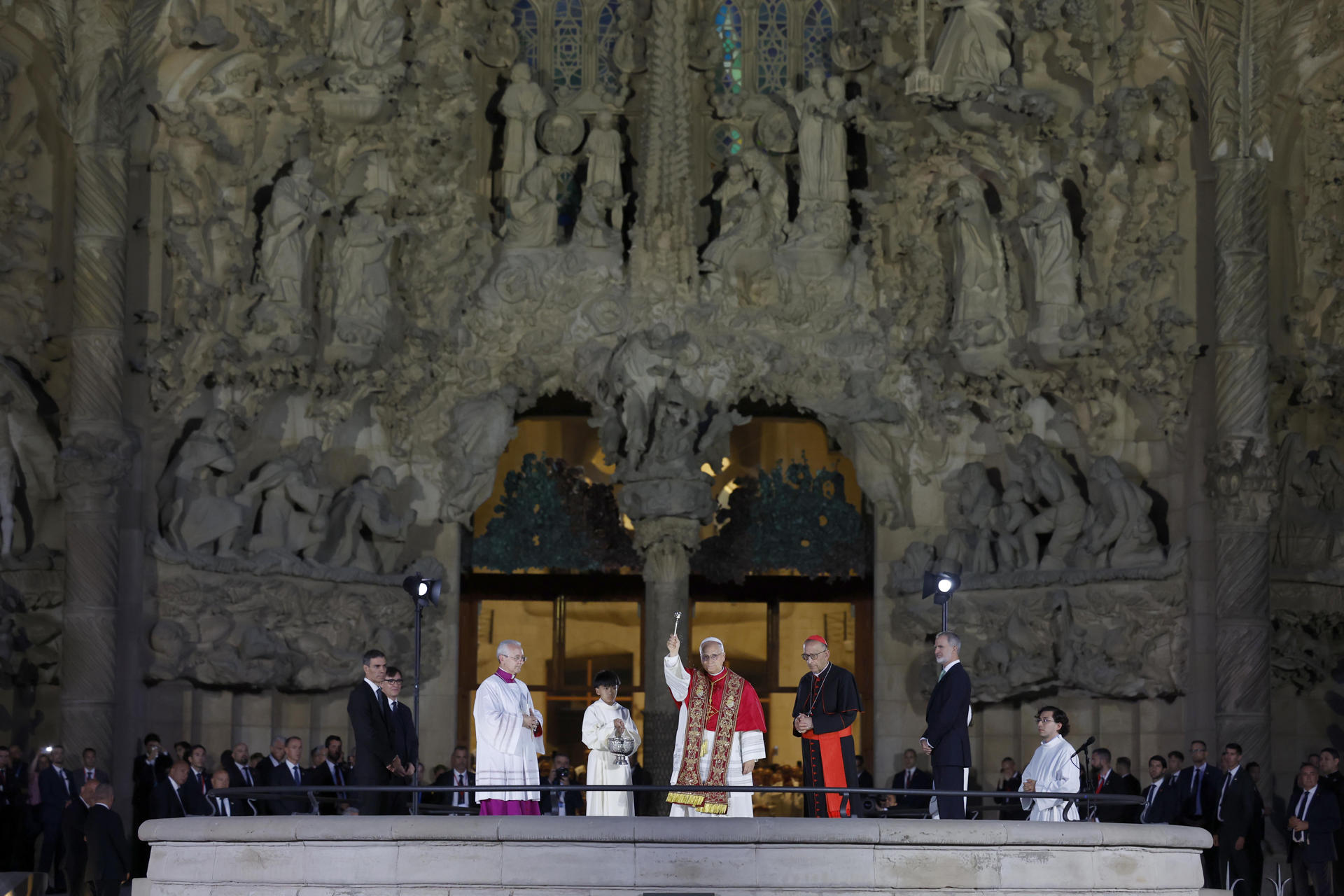 El papa León XIV bendice la Sagrada Familia de Barcelona en una espectacular celebración El papa León XIV bendice la Sagrada Familia de Barcelona en una espectacular celebración